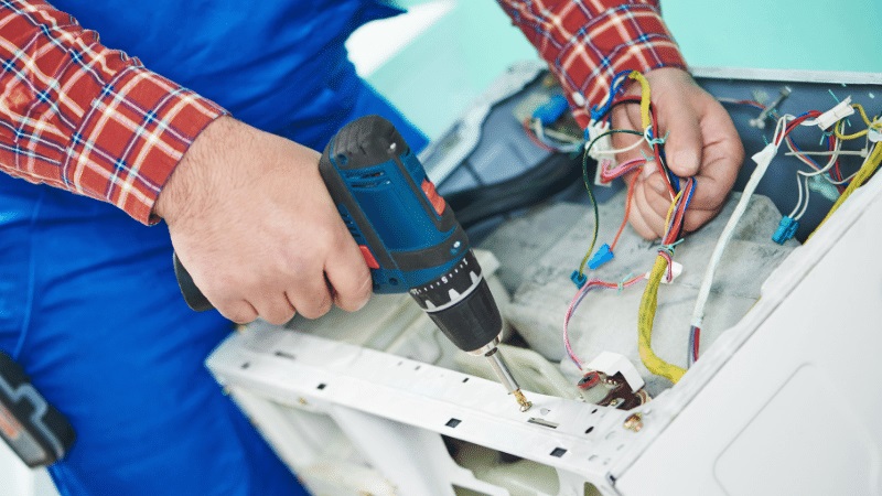 Demirci Viessmann Viessmann çamaşır makinesi kart tamiri – Su almama arızası orijinal parça ile giderildi. - Teknik servis örneği